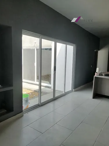 Col. Bosques De San Pedro -carretera Nacional- Casa En Venta Santiago N.l.