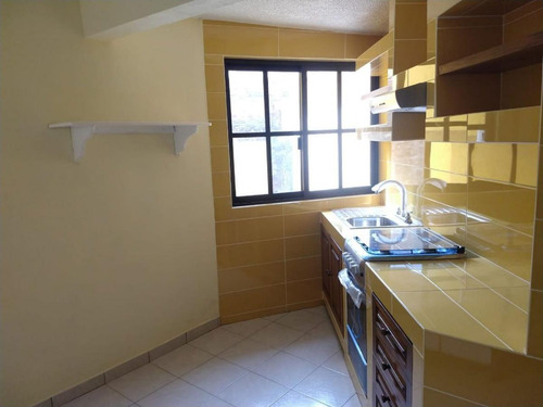Imagen 8 de 25 de Bonita Casa En Condominio En Jardines De Cuernavaca