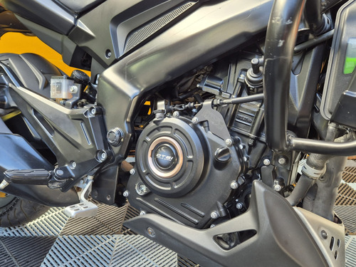 Bajaj Dominar 400 Oportunidad !!! 5200km