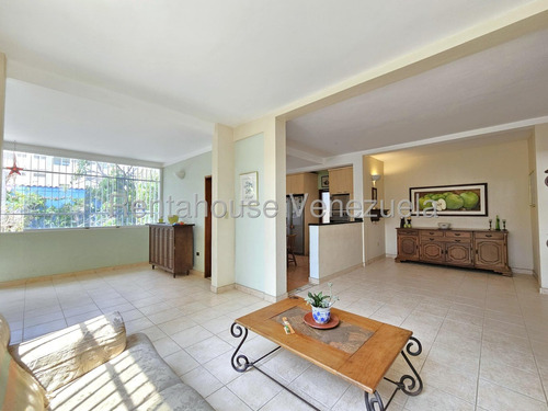 Amplia Quinta En Venta Al Este De Barquisimeto,lara Aa