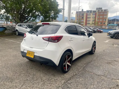 Mazda 2 1.5 Touring Mt