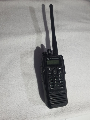 Radio Motorola Dgp6150+ Vhf Sin Cargador Mica Maltratada 