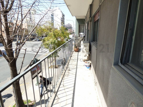 Imagen 18 de 19 de Retasado Colegiales - Impecable Semipiso De 3 Ambientes + Dependencia Reciclado