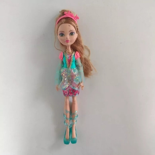 Ever After High Madeline Blondie Cerise Meeshell Por Pieza (Usado)