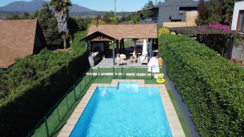 Parcela Con 2 Casas Y Cabaña En Mantagua, 2500m2