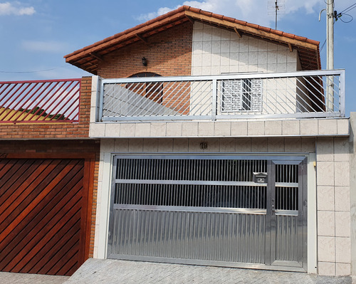 Sobrado De 3 Andares