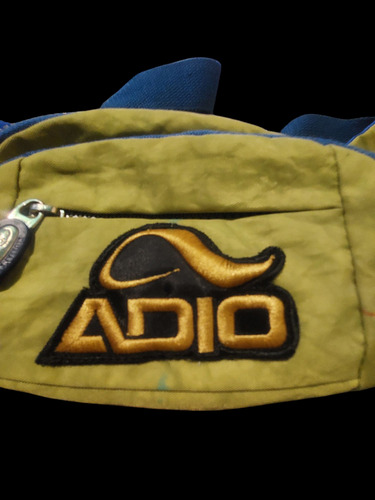Cangurera Adio Amarillo Lisa (Usado)