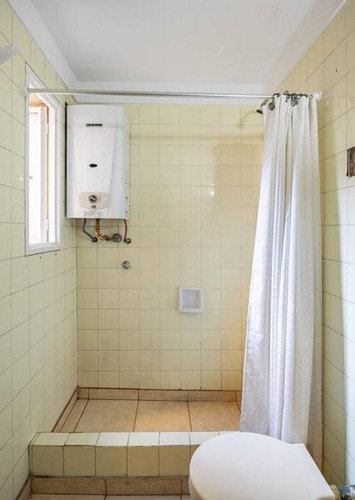 Departamento En Venta De 2 Ambientes En Parque Patricios