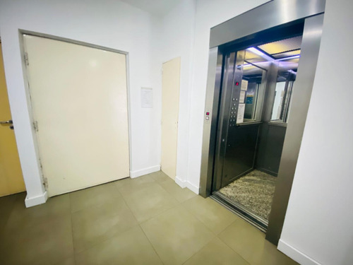 Venta Departamento 1 Dormitorio Alberdi 2 Terrazas