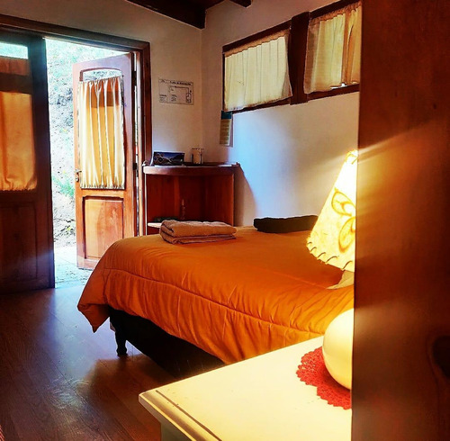 Venta De Propiedad En Epuyén, Chubut 2 Casas En Media Hectarea - Ideal Para Turismo O Inversión