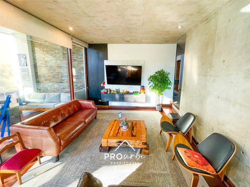 Condominio Los Bosques, Casa En Venta De 4 Dorm. En Colina