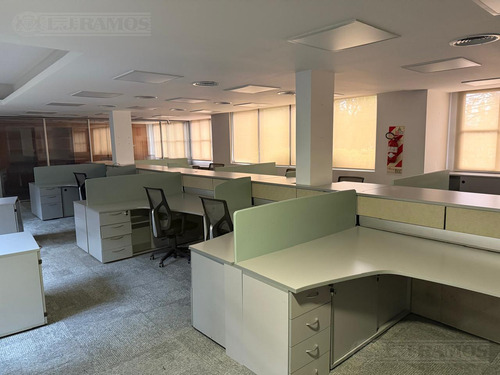 Edificio En Alquiler O Venta De 1300 M2 En Lomas De San Isidro