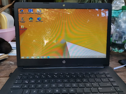 Hp Laptop 14, Practicamente Sin Uso .