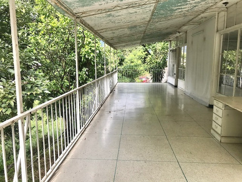 Imagen 5 de 11 de Casa Con Terreno En Venta En Colinas De Bello Monte