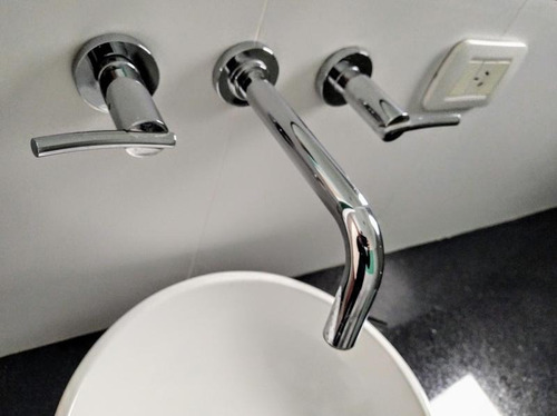 Ph En Planta Alta En Venta Zapiola 2385 A Nuevo!!