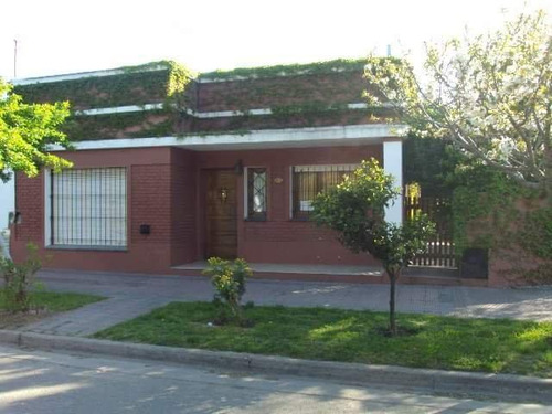 Casa / Chalet Calle 17 Esq. 36 - Zona Ii - Miramar