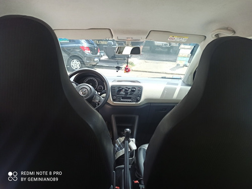 Volkswagen Up! 2015 1.0 Move Up! 75cv 3 P