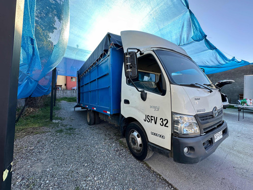 Hino 300
