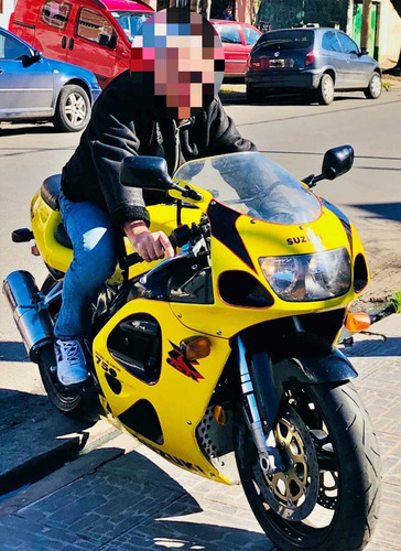 Suzuki Gsxr 750 Srad