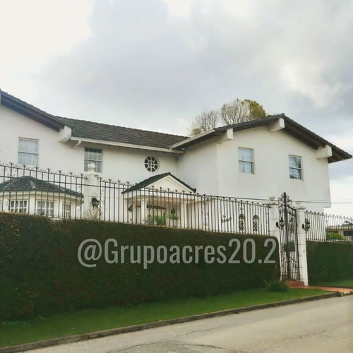 Venta De Hermosa Casa En Club De Campo San Antonio De Los Altos. Ah