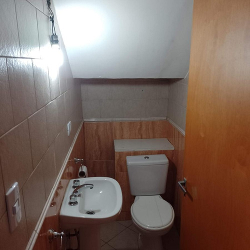 Imagen 10 de 24 de Ph -de Tres Ambientes En Alquiler, Castelar Norte. Excelente Estado, Acepta Permuta.