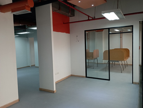 Jc - Vendo Excelente Local Comercial / Oficina 125 M2. Centro Comercial Buena Ventura Intercomunal Guarenas - Guatire.