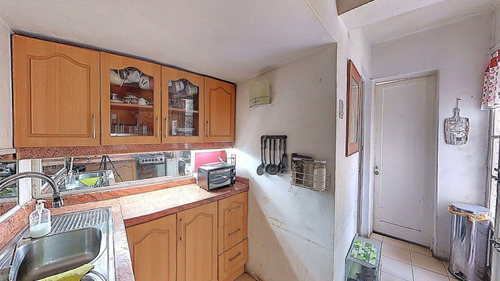 Casa En Venta De 4 Dormitorios En Ñuñoa