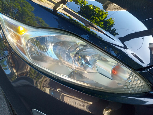 Ford Fiesta Kinetic Titanium