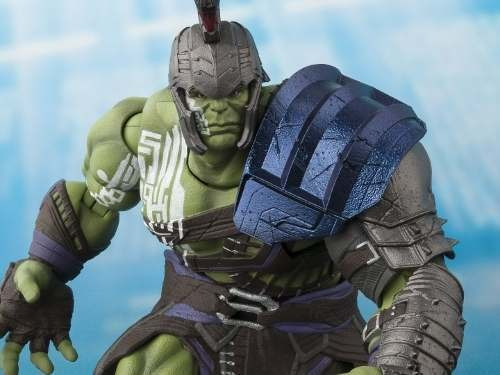 Figura de acción  Hulk BAN23927 de Bandai S.H. Figuarts