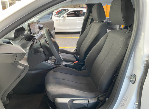 Peugeot 208 1.2 New Like