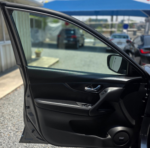 Nissan X-Trail 2.0 Exclusiv 2 Row Hybrid
