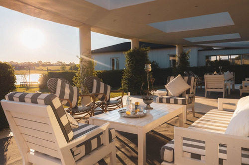 Casa De Diseño En Venta Pueblo Mio Chacras De Manantiales