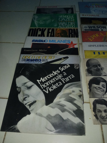 Imagem 3 de 10 de Vendo 126 Disco Vinil E Tres Coletania