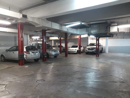 Imagen 2 de 13 de Local 670 M2 En Subsuelo, 35 M2 Oficina Entrepiso, Oport!!!!