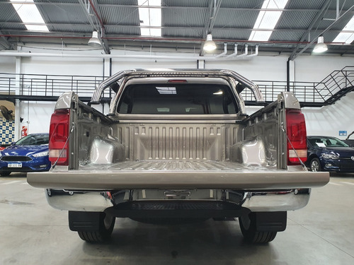 Imagen 18 de 25 de Volkswagen Amarok V6 Highline 258 Cv 0km My23 Bonificaciones