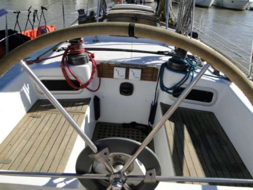 Velero Holland 34