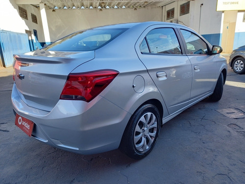 Imagem 2 de 8 de Chevrolet Joy 2020 1.0 Black Edition 4p