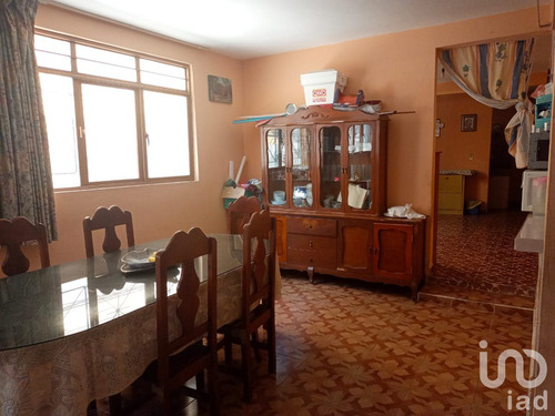 Venta Casa 10 Ambientes Hermenegildo Galeana