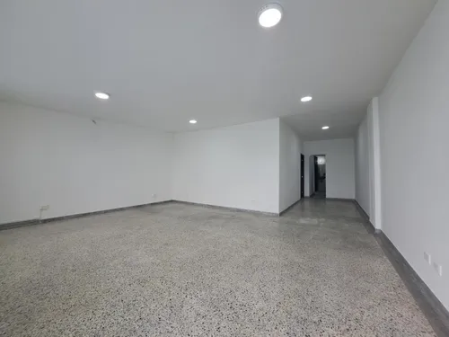 Oficina En Arriendo En Centro. Cod A20315