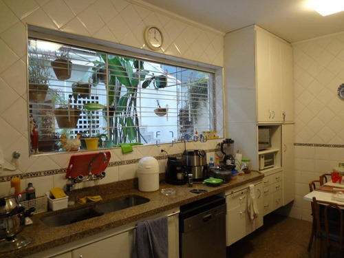 Casa Com 3 Dormitórios E 2 Vagas De Garagem - Paraíso - Ca1367