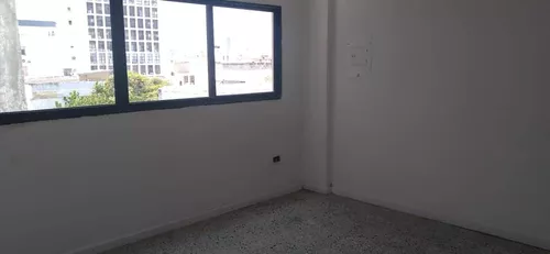 Oficina Con Excelente Ubicación Y Precio Cod. 55526