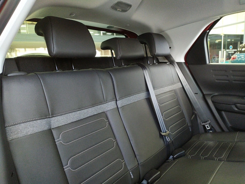 Imagen 10 de 16 de Citroën C4 Cactus Feel Pack Plus Suv No 2008 No Pulse (s)