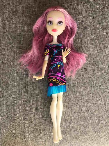 Muñeca Ari Hauntington Monster High