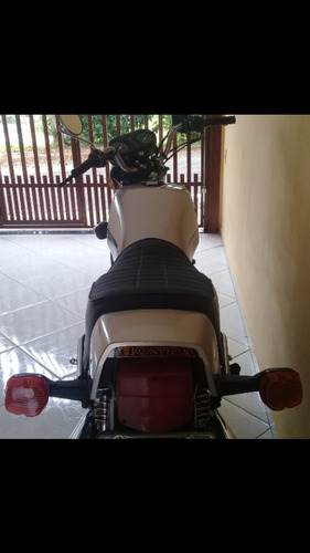 Imagem 4 de 11 de Honda Cb 400