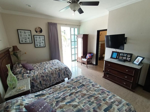 Casa En Lagos Del Sol En Venta