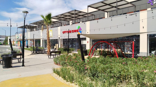 Local En Centro Comercial En Renta En Lomas Vallarta, Chihuahua, Chihuahua