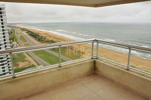 Imagen 2 de 30 de A Estrenar Piso Alto Frente Al Mar