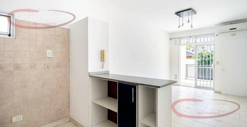 Imagen 9 de 17 de Ph - Villa Luro 2 Amb / Luminoso/ Balcon/impecable