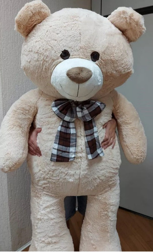 Urso Gigante Bege De Pelucia Teddy 1,6 Metros + Já Vai Cheio