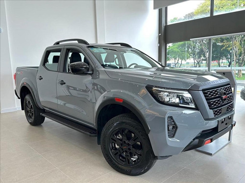 Nissan Frontier 2.3 Pro-4X Cab. Dupla 4X4 Aut. 4P